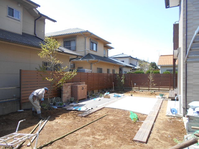 植栽で命を吹き込みます♪